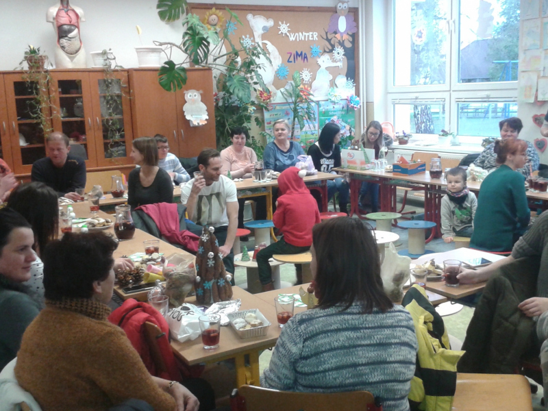 Vianočné trhy a posedenie pri punči