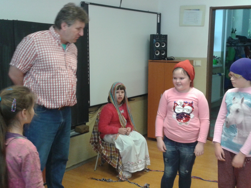 Divadielko Perinbaba v ZŠ