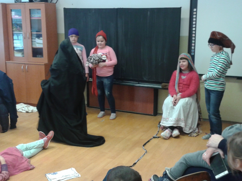 Divadielko Perinbaba v ZŠ