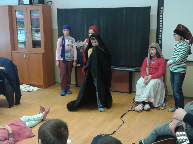Divadielko Perinbaba v ZŠ