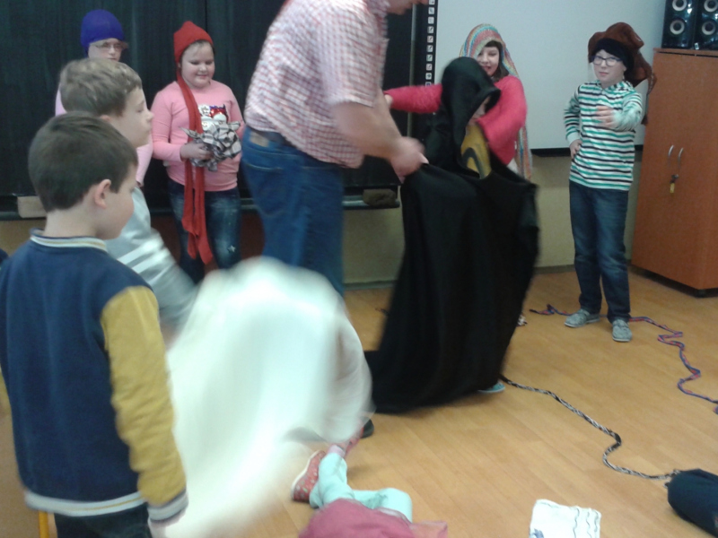 Divadielko Perinbaba v ZŠ